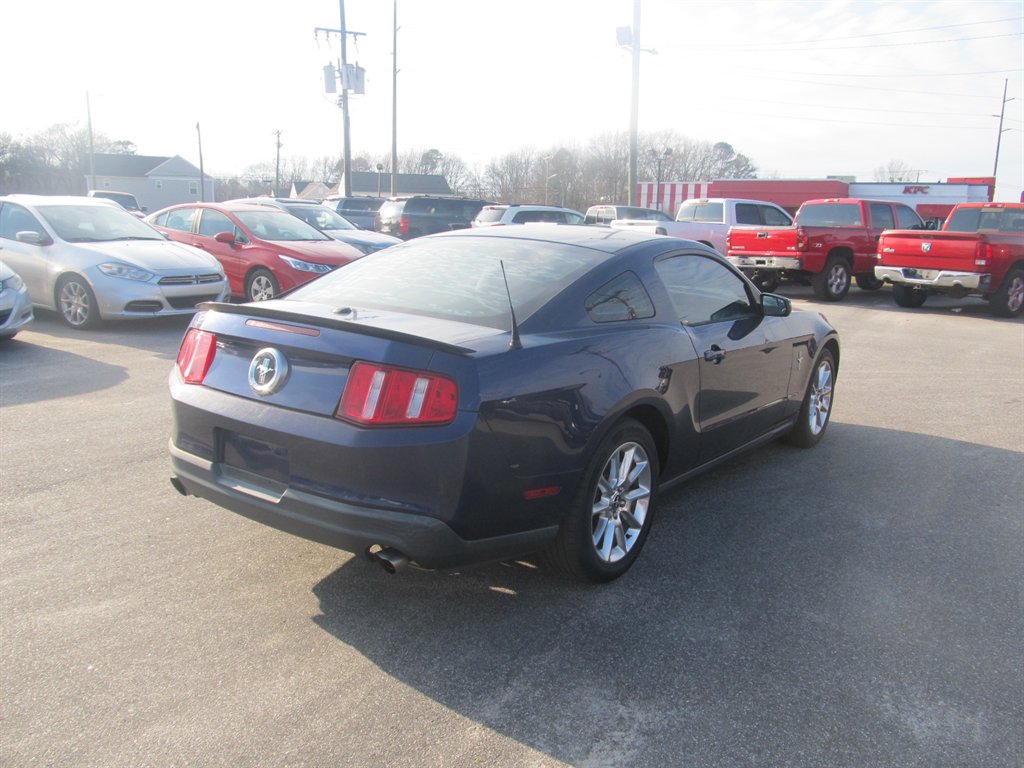 2011 Ford Mustang - $8,999