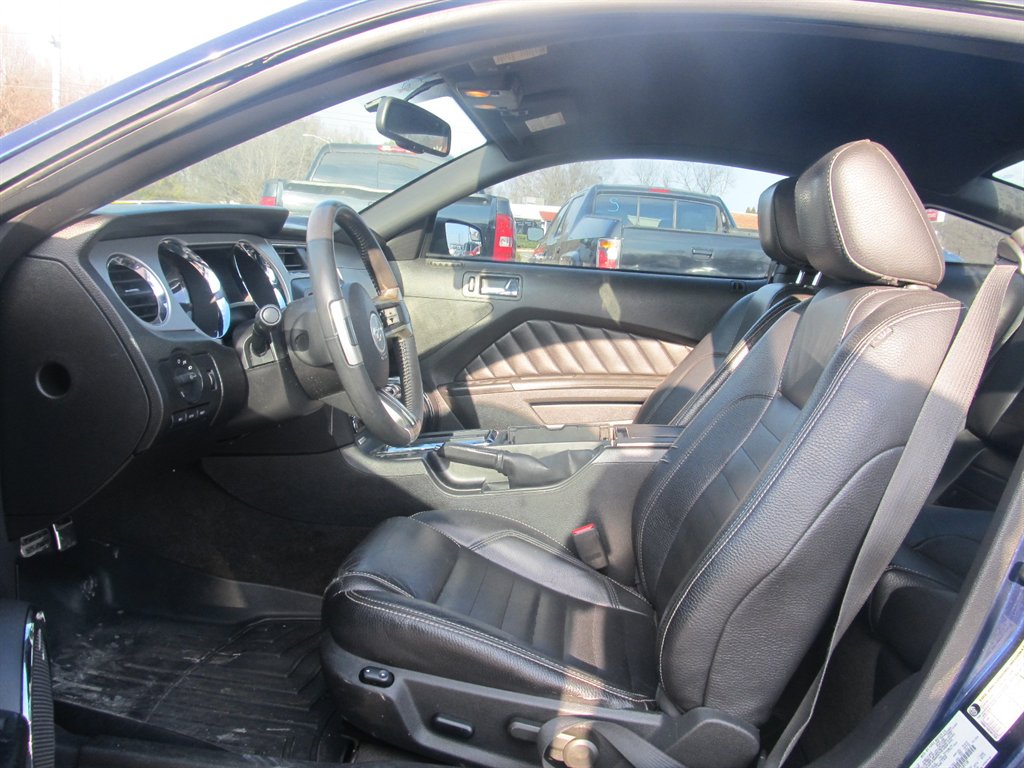 2011 Ford Mustang - $8,999