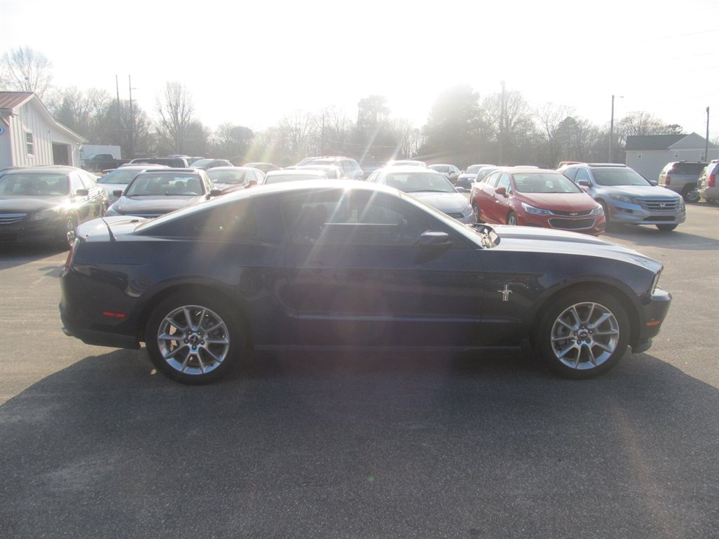 2011 Ford Mustang - $8,999