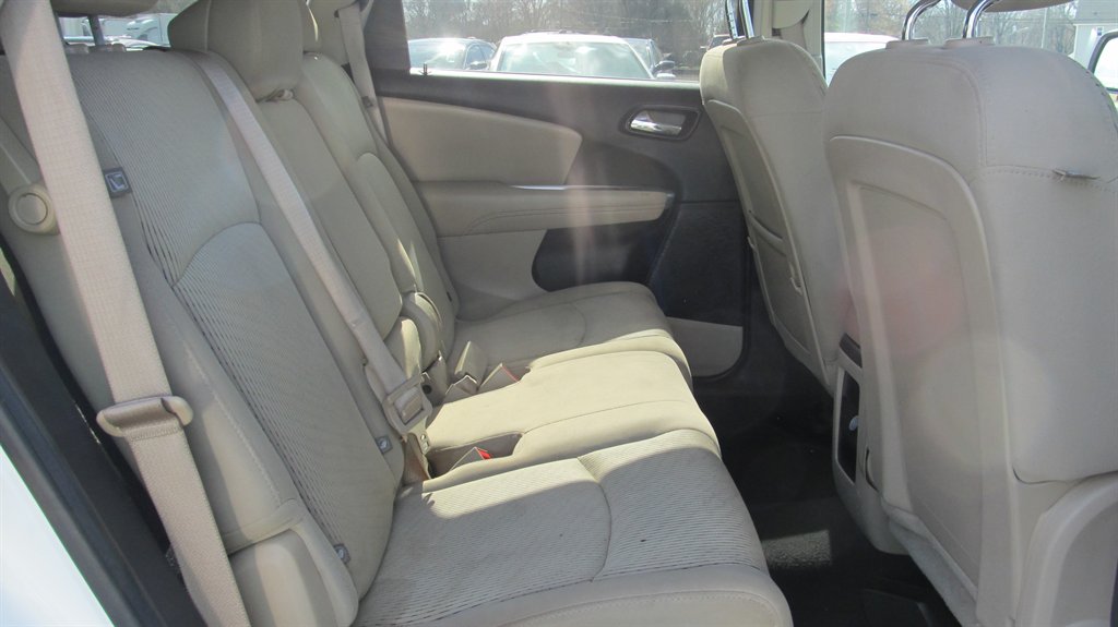 2017 Dodge Journey - $8,999