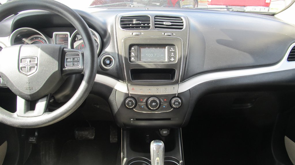 2017 Dodge Journey - $8,999