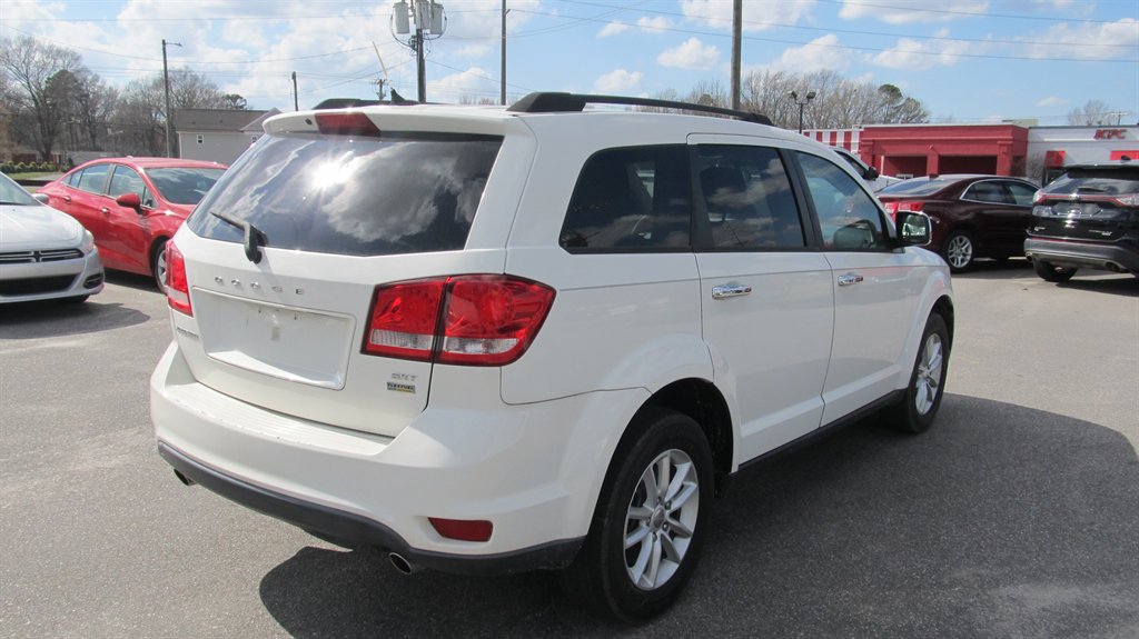 2017 Dodge Journey - $8,999