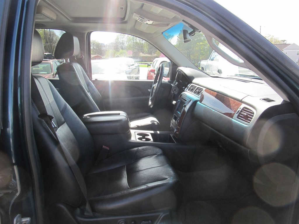 2007 Chevrolet Tahoe - $7,999