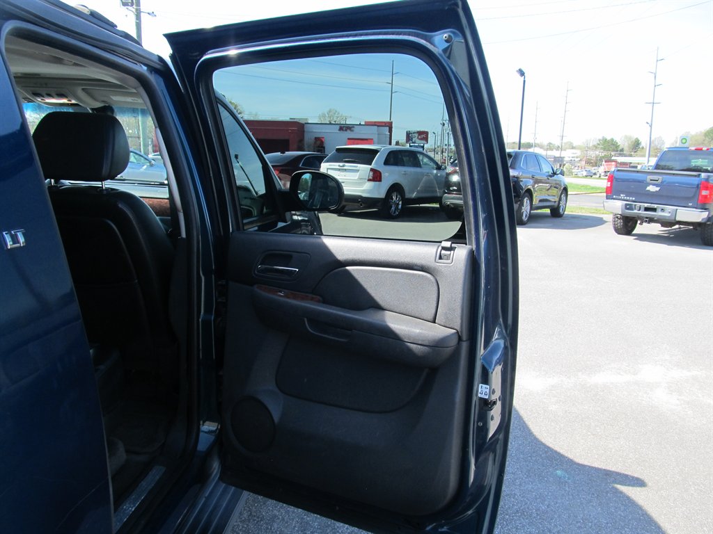 2007 Chevrolet Tahoe - $7,999