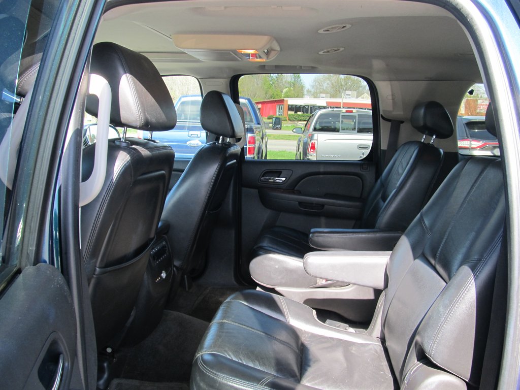 2007 Chevrolet Tahoe - $7,999