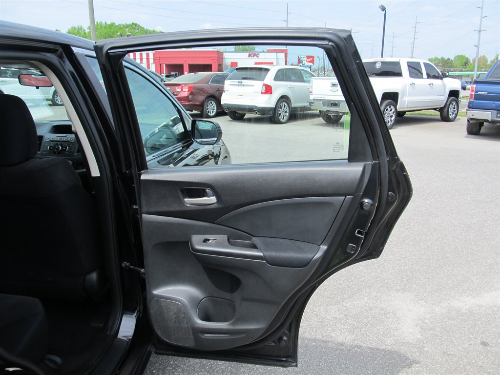 2014 Honda CR-V - $9,999