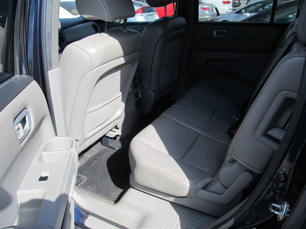 2012 Honda Pilot - $10,999