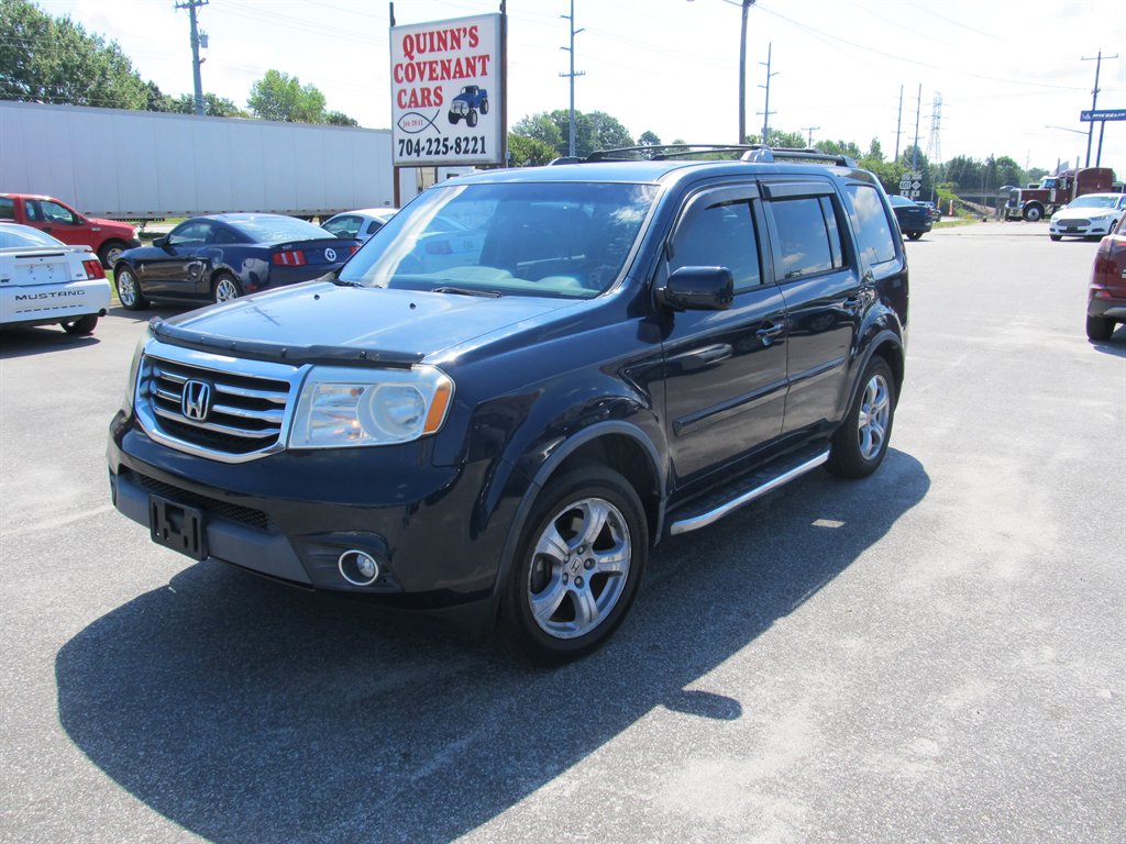 2012 Honda Pilot - $10,999