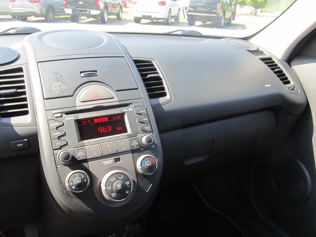 2010 Kia Soul - $7,999