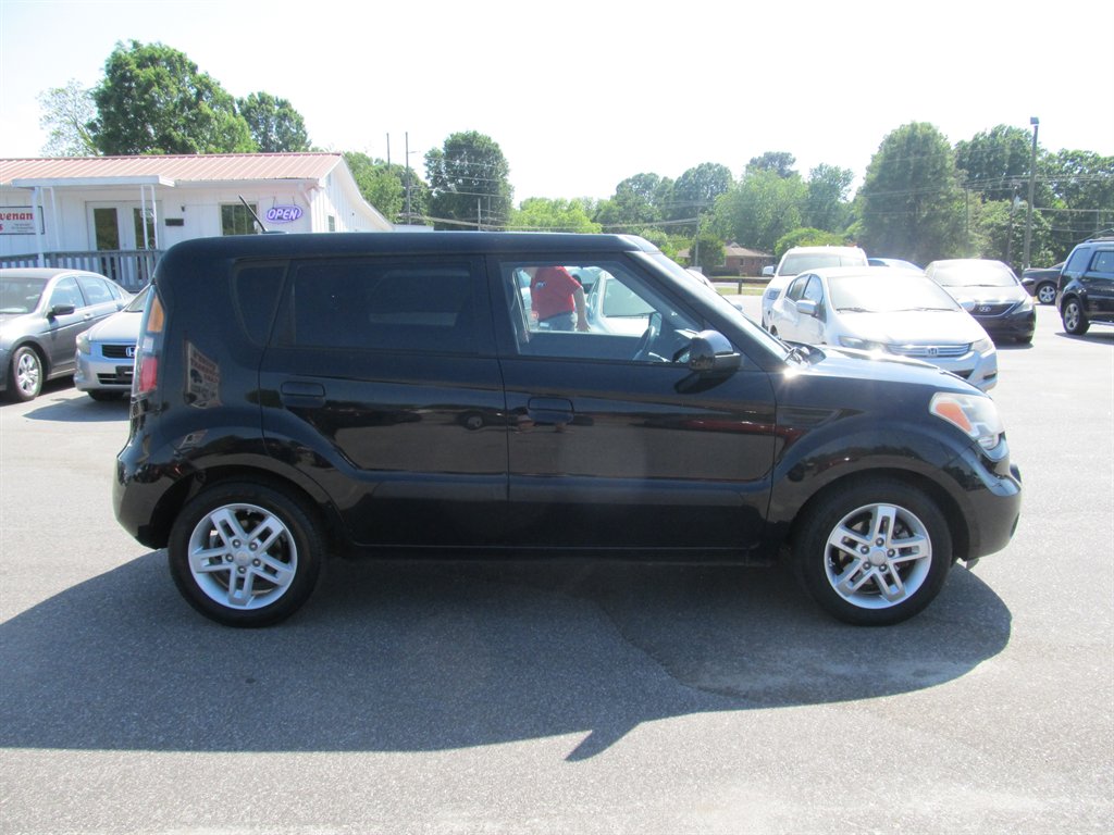 2010 Kia Soul - $7,999