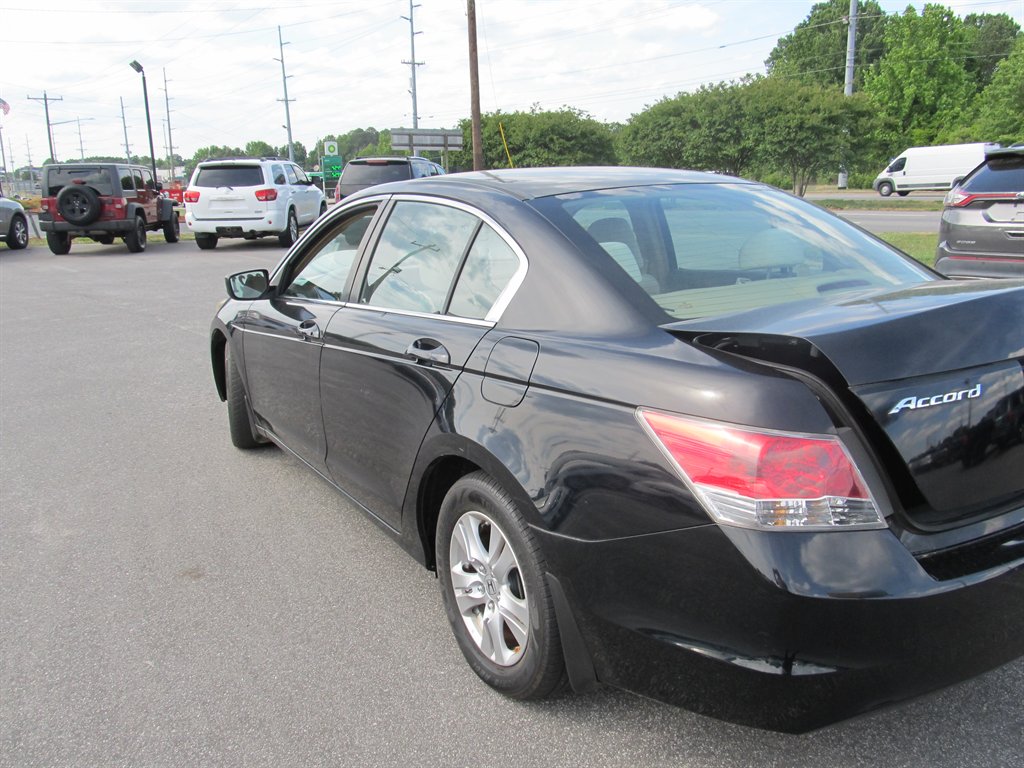 2009 Honda Accord - $8,999