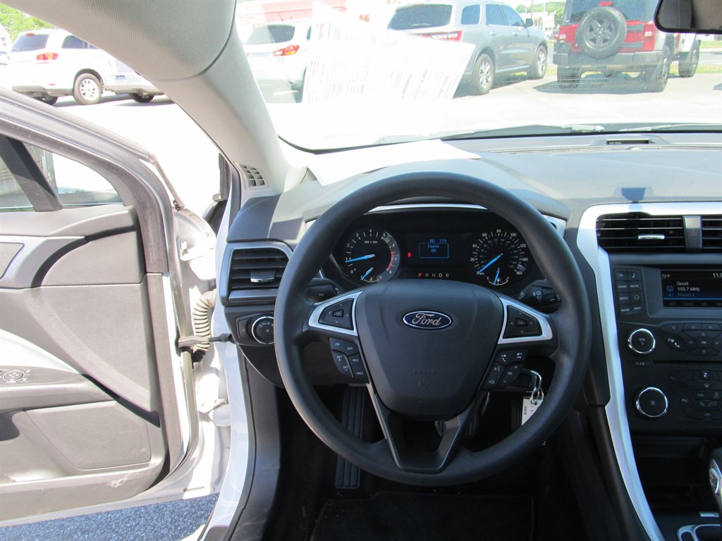 2014 Ford Fusion - $9,999