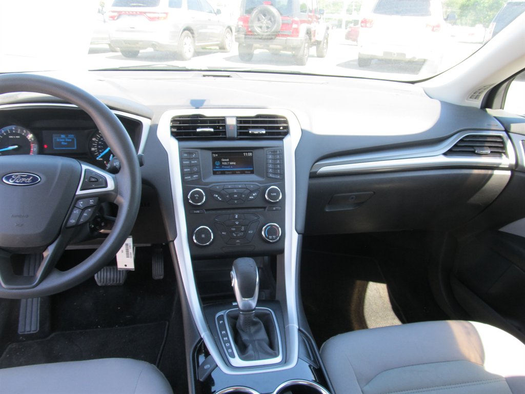 2014 Ford Fusion - $9,999