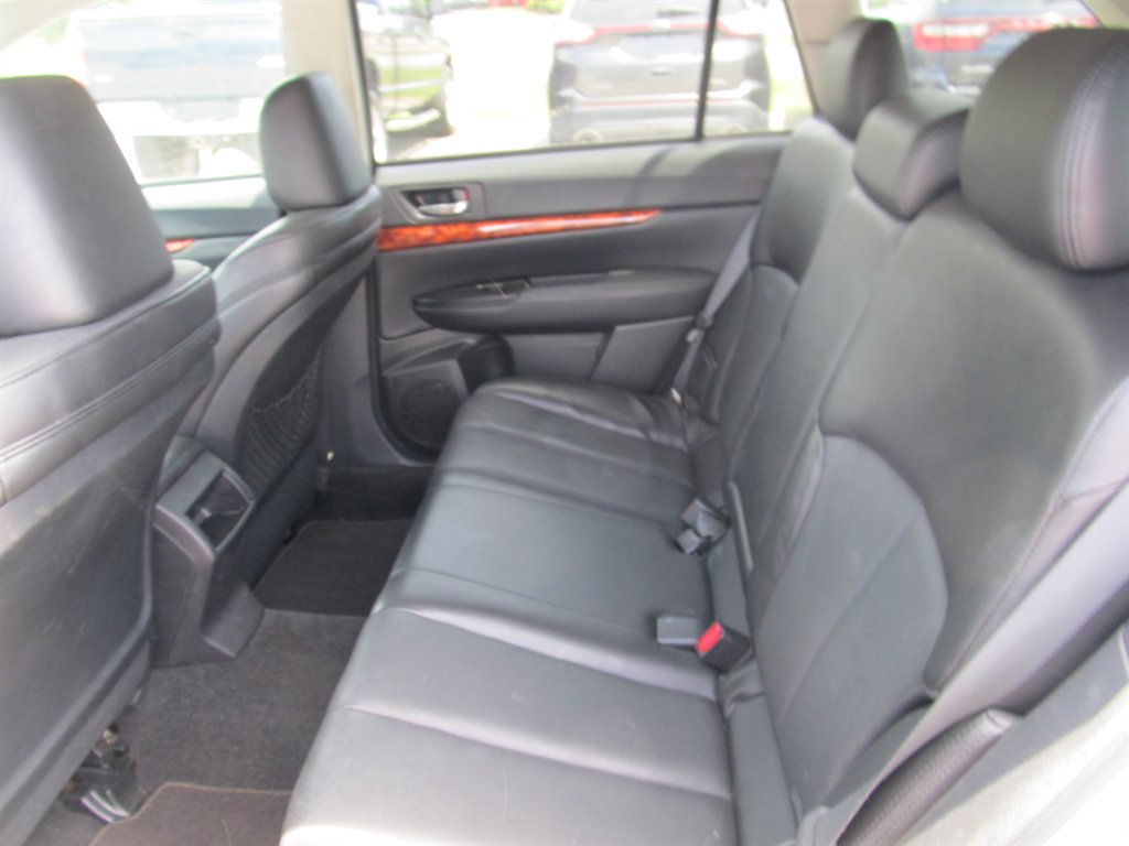 2010 Subaru Outback - $6,999