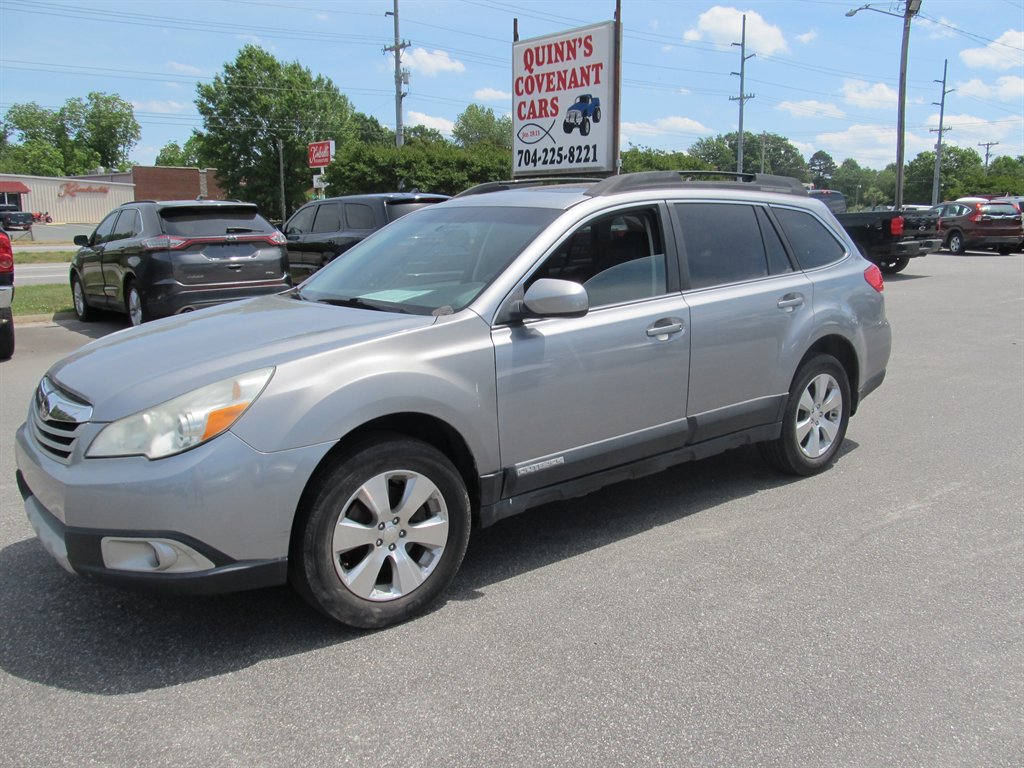 2010 Subaru Outback - $6,999