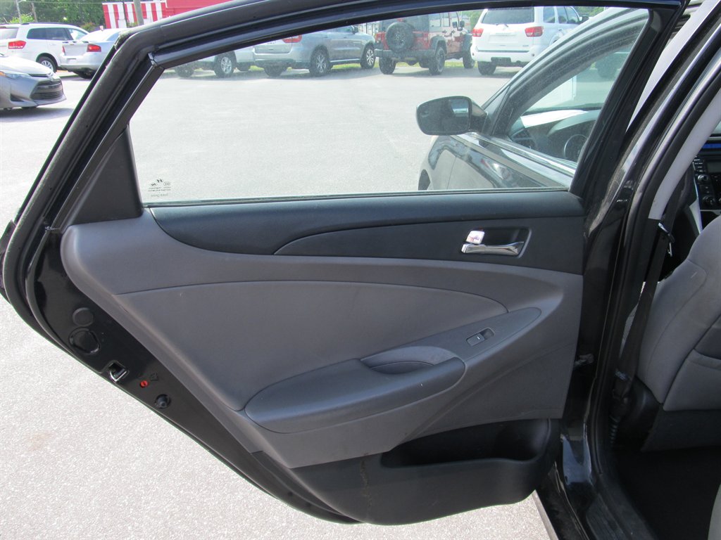 2012 Hyundai Sonata - $6,999