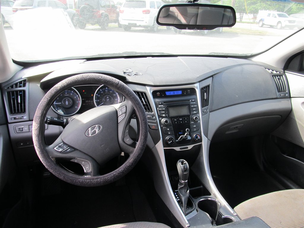 2012 Hyundai Sonata - $6,999