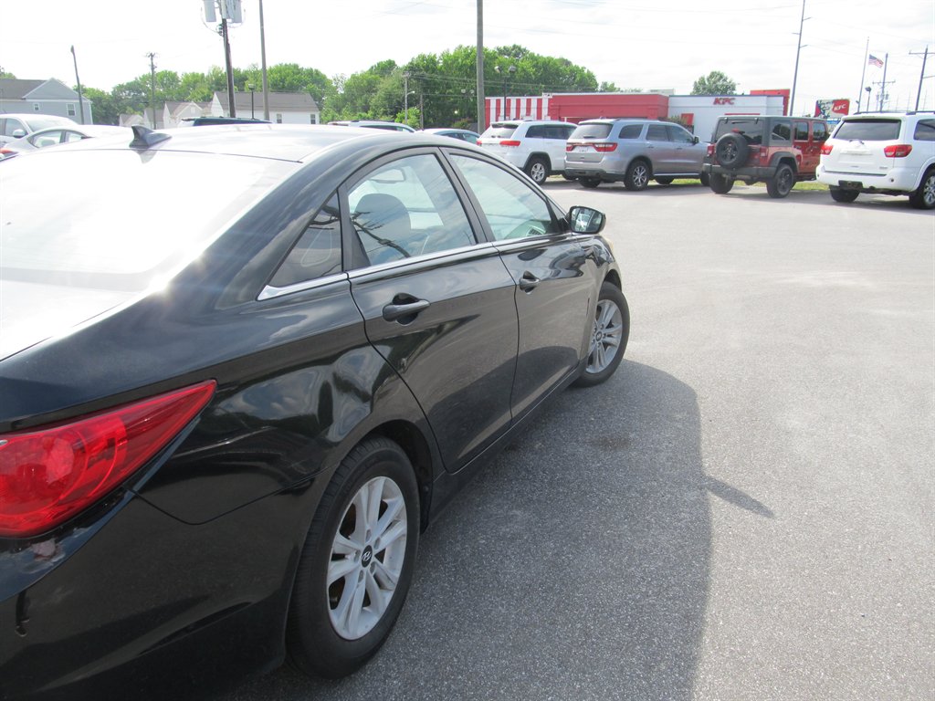 2012 Hyundai Sonata - $6,999