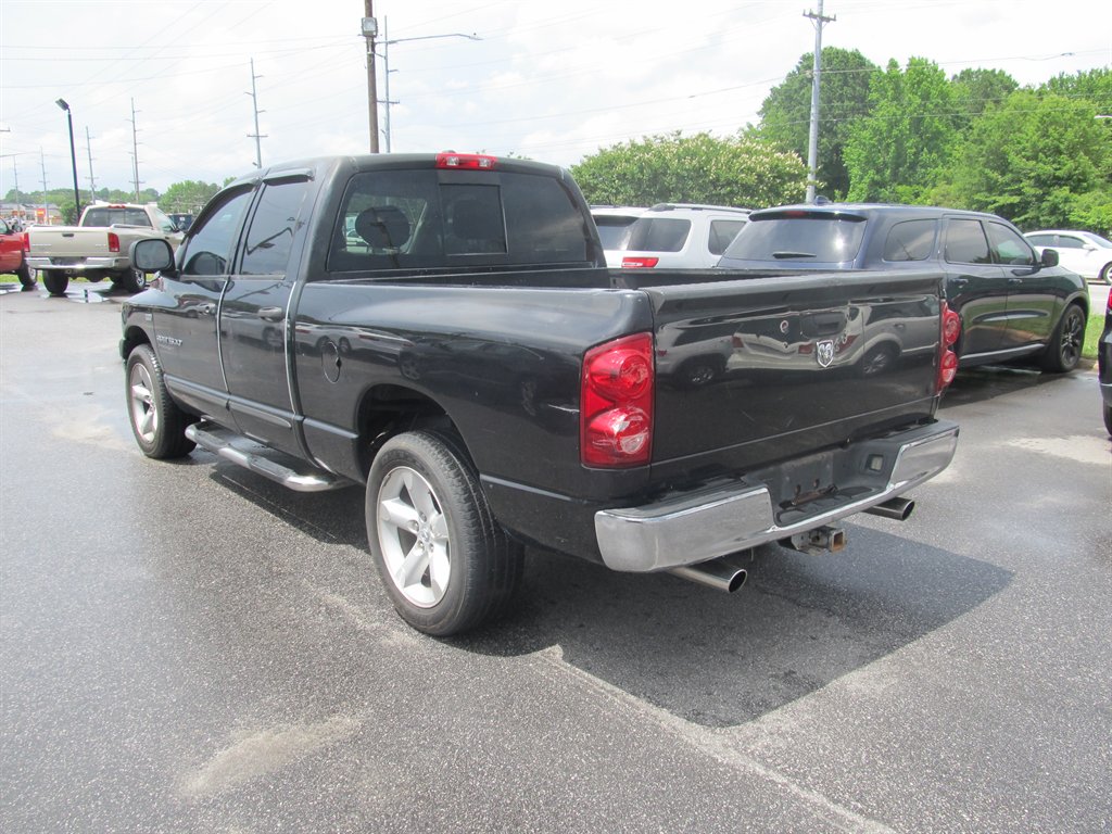 2007 Dodge RAM 1500 - $8,999