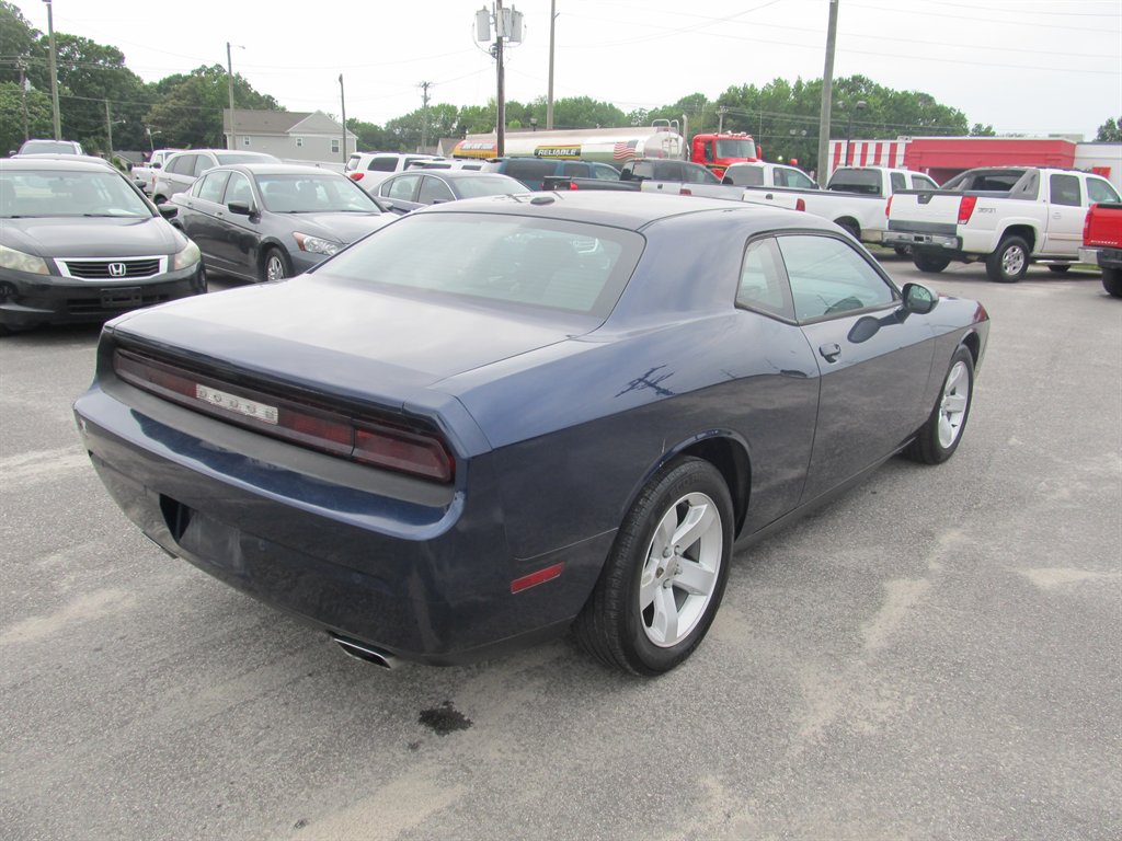 2013 Dodge Challenger - $8,999