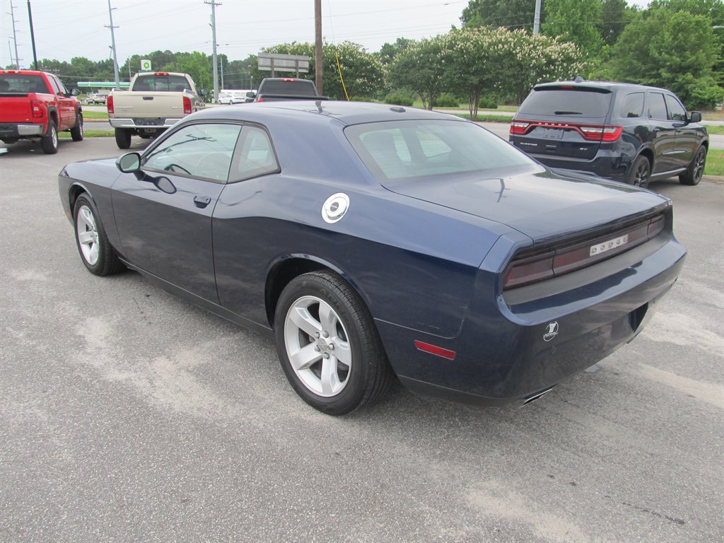 2013 Dodge Challenger - $8,999