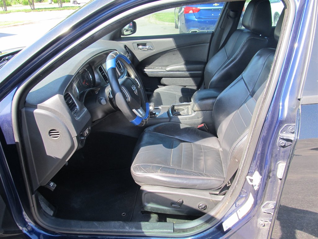 2013 Dodge Charger - $9,999