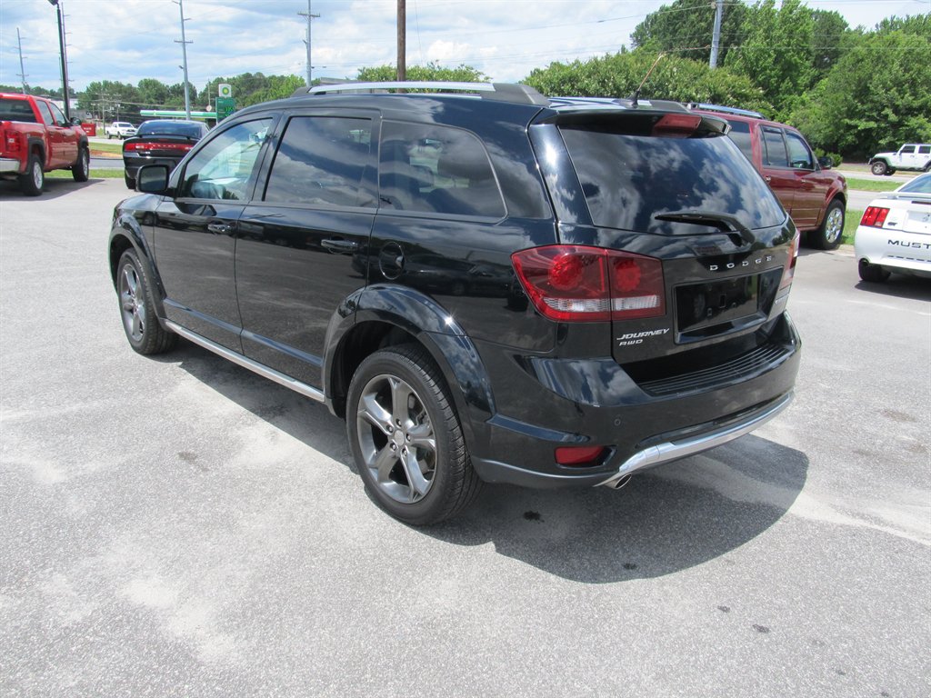 2015 Dodge Journey - $9,999