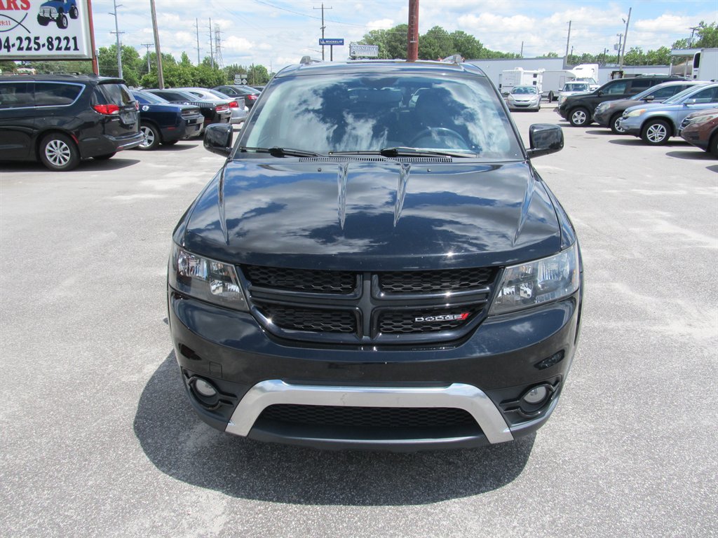 2015 Dodge Journey - $9,999