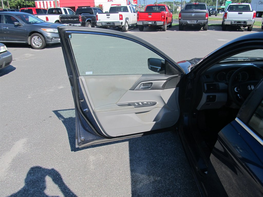 2015 Honda Accord - $12,000