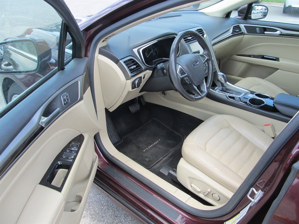 2013 Ford Fusion - $8,999