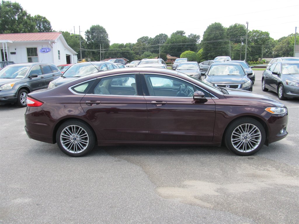 2013 Ford Fusion - $8,999