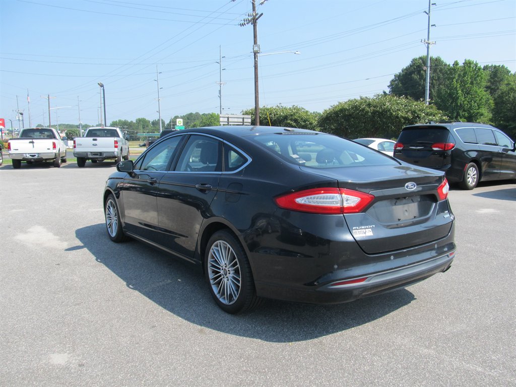 2013 Ford Fusion - $10,000