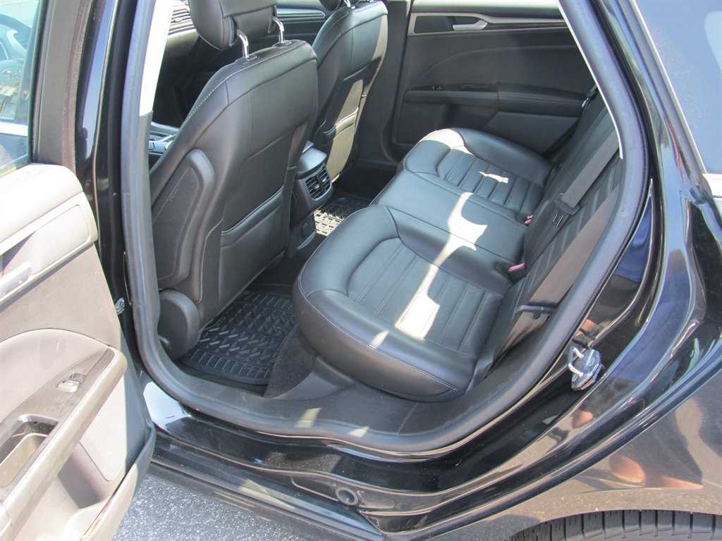 2013 Ford Fusion - $10,000