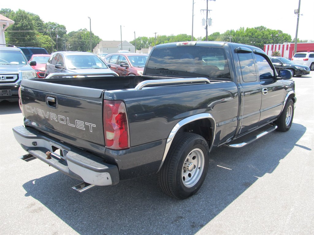 2003 Chevrolet Silverado - $8,999