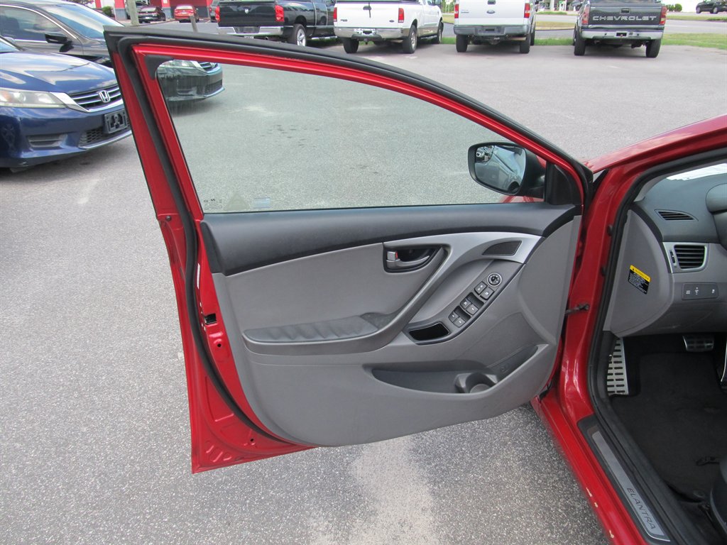 2015 Hyundai Elantra - $7,999