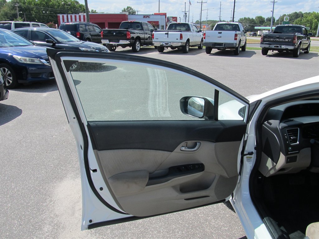2014 Honda Civic - $9,999