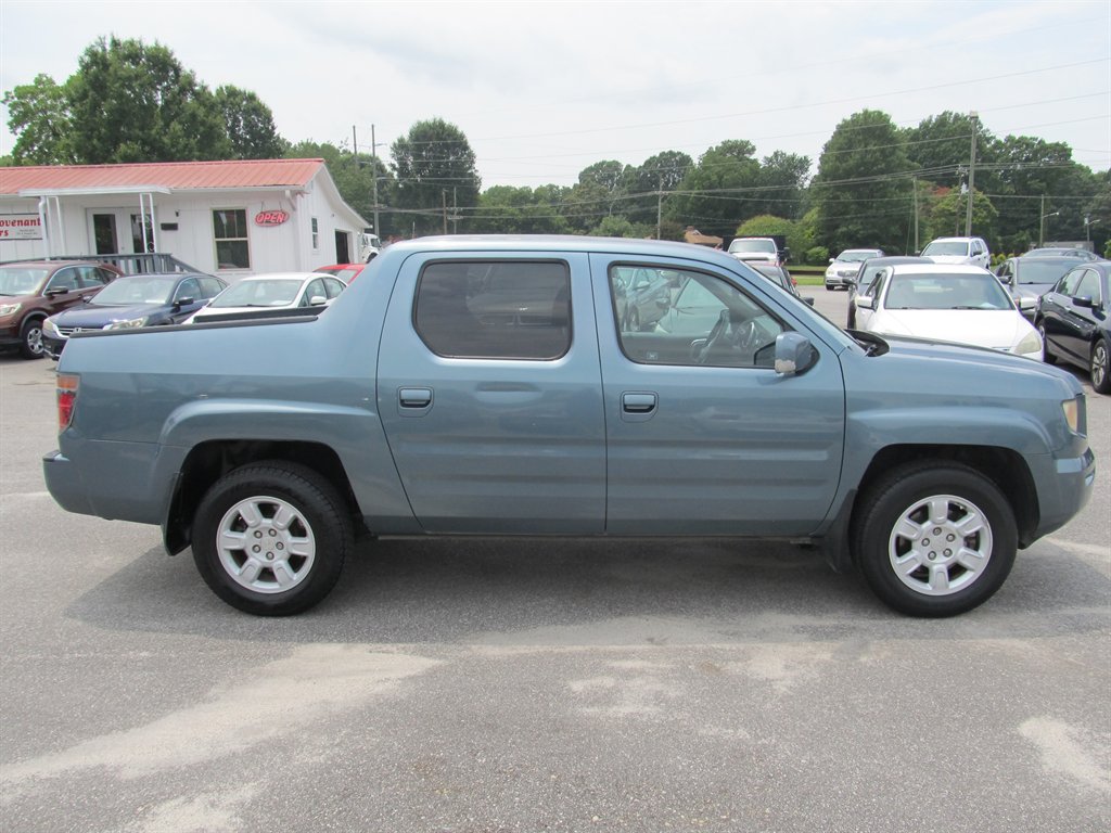 2006 Honda Ridgeline - $8,999
