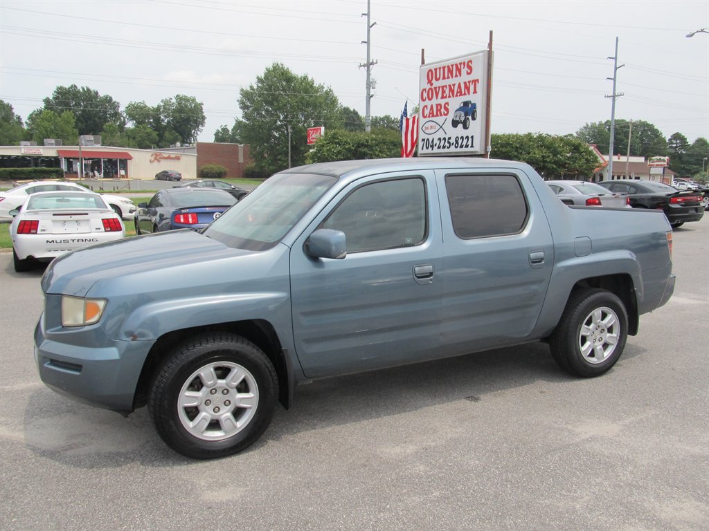 2006 Honda Ridgeline - $8,999