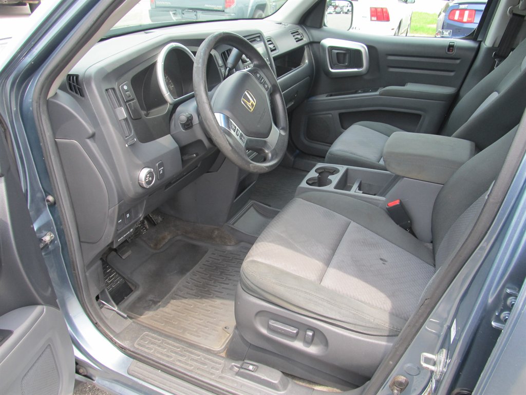 2006 Honda Ridgeline - $8,999