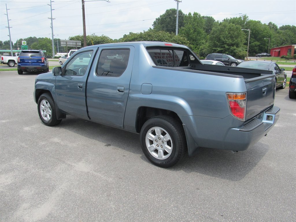 2006 Honda Ridgeline - $8,999