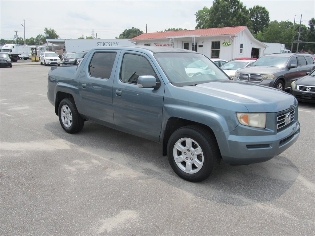2006 Honda Ridgeline - $8,999