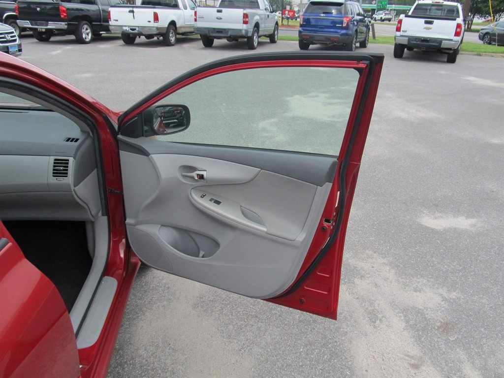 2010 Toyota Corolla - $7,999