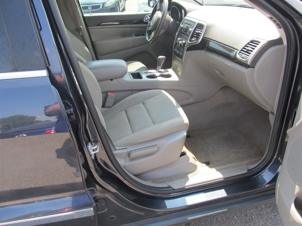 2013 Jeep Cherokee - $10,499