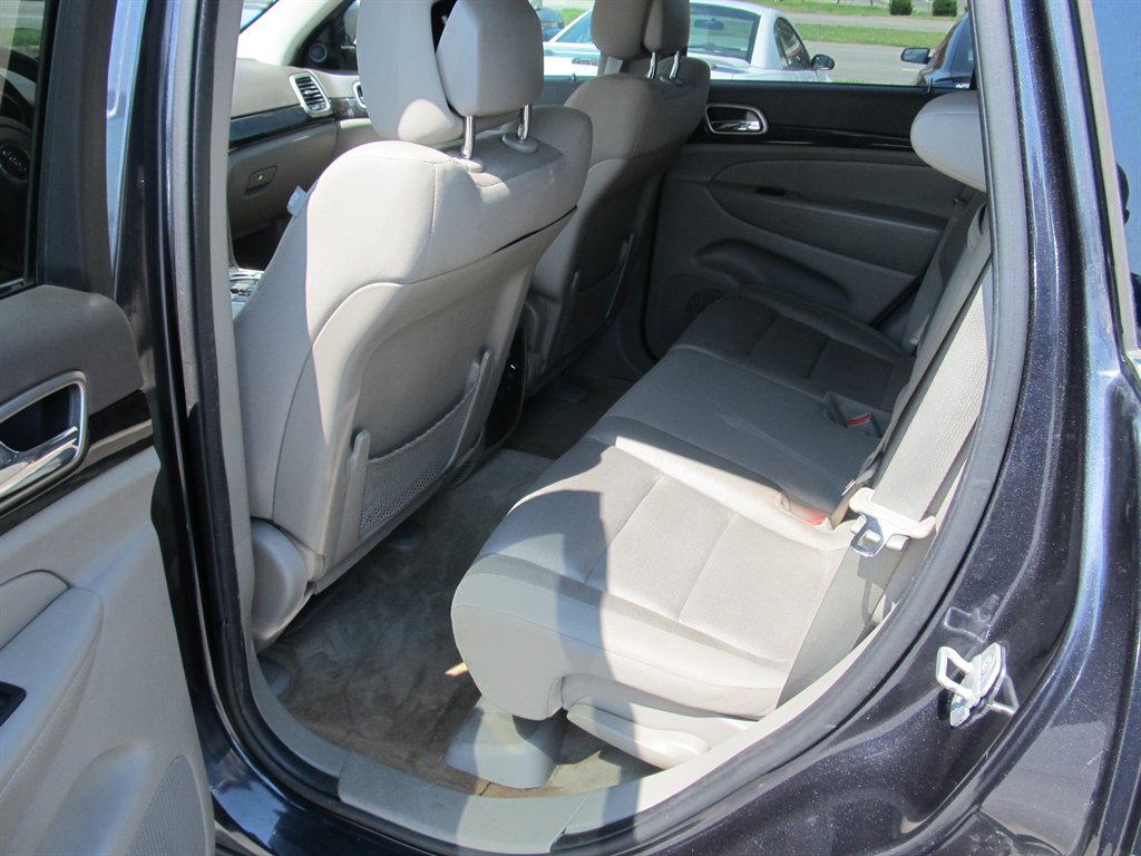 2013 Jeep Cherokee - $10,499