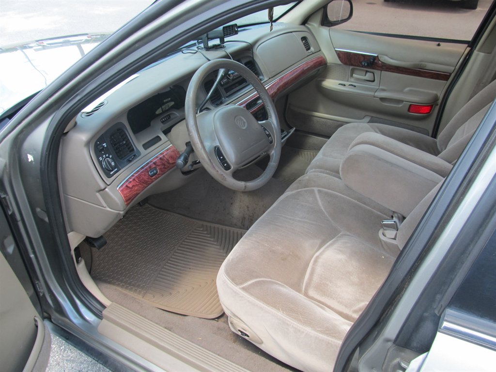 2000 Mercury Grand Marquis - $5,999