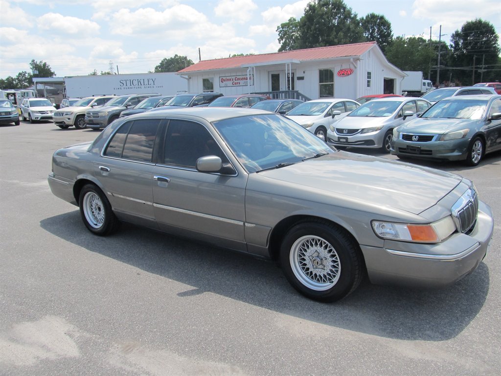 2000 Mercury Grand Marquis - $5,999