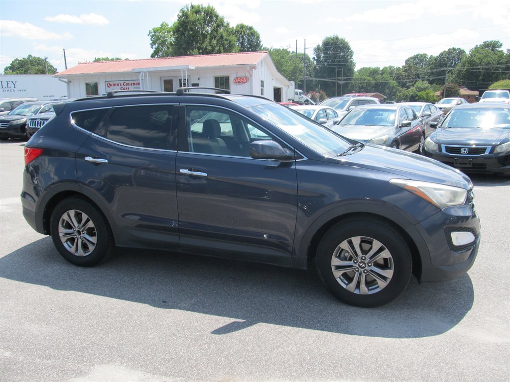 2016 Hyundai Santa Fe Sport - $10,999