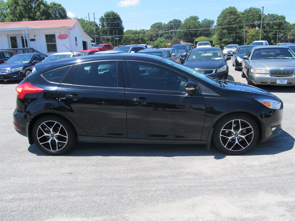 2018 Ford Focus - $8,999