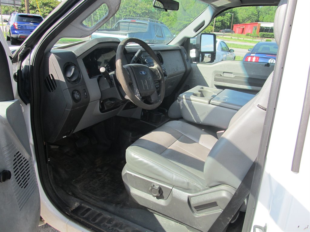 2013 Ford F-350 - $7,999