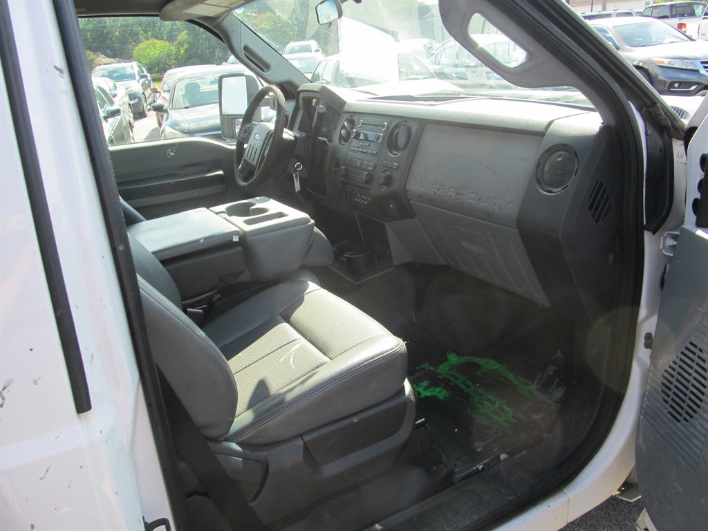 2013 Ford F-350 - $7,999